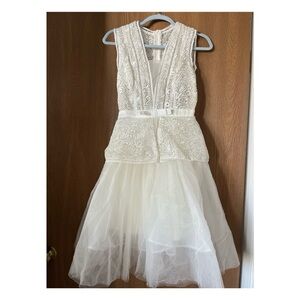 Elegant White Lace Dress